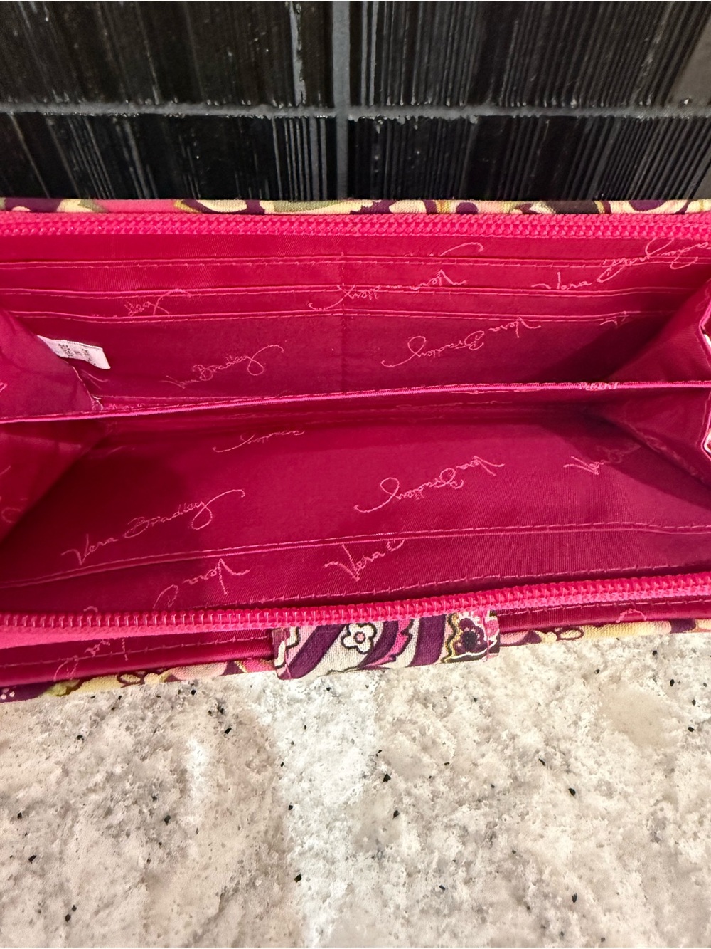 Vera Bradley Turn Lock Wallet - Very Berry Paisley - Picture 5 of 6